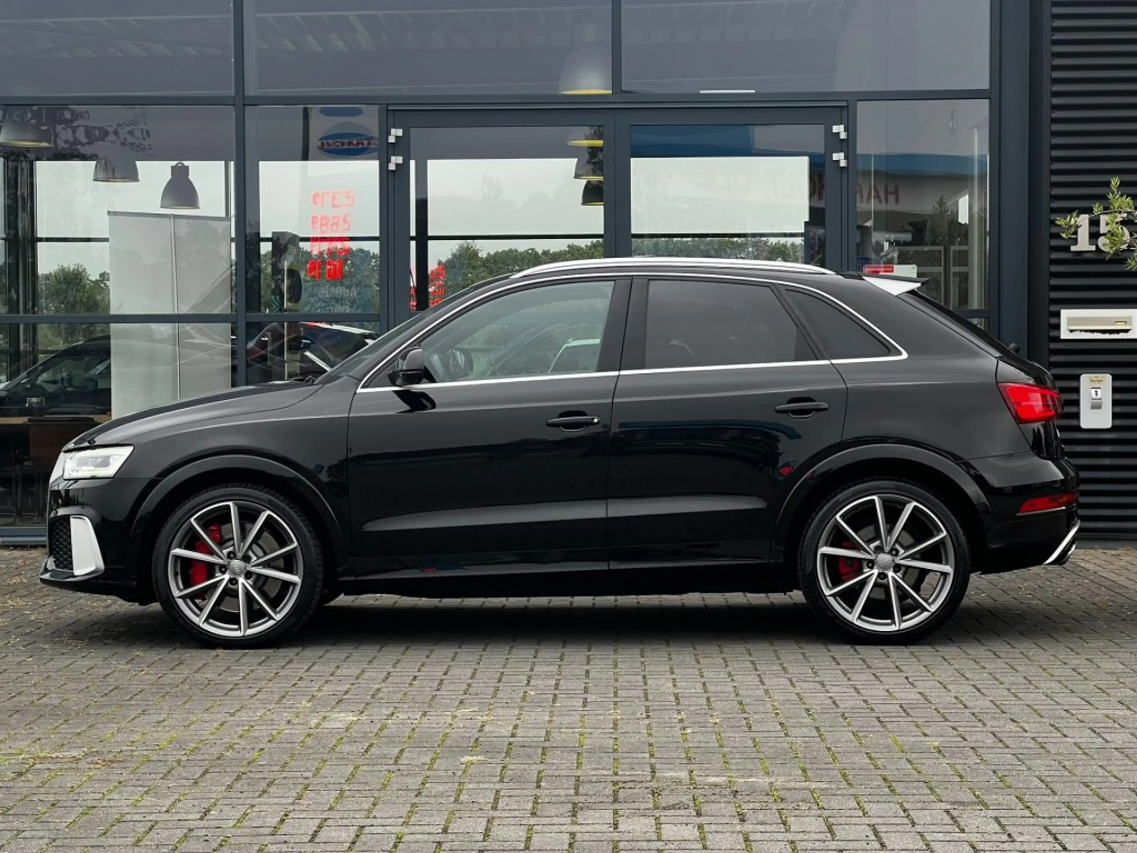 Audi RS Q3 2.5 TFSI RS Q3 Q. — photo 4