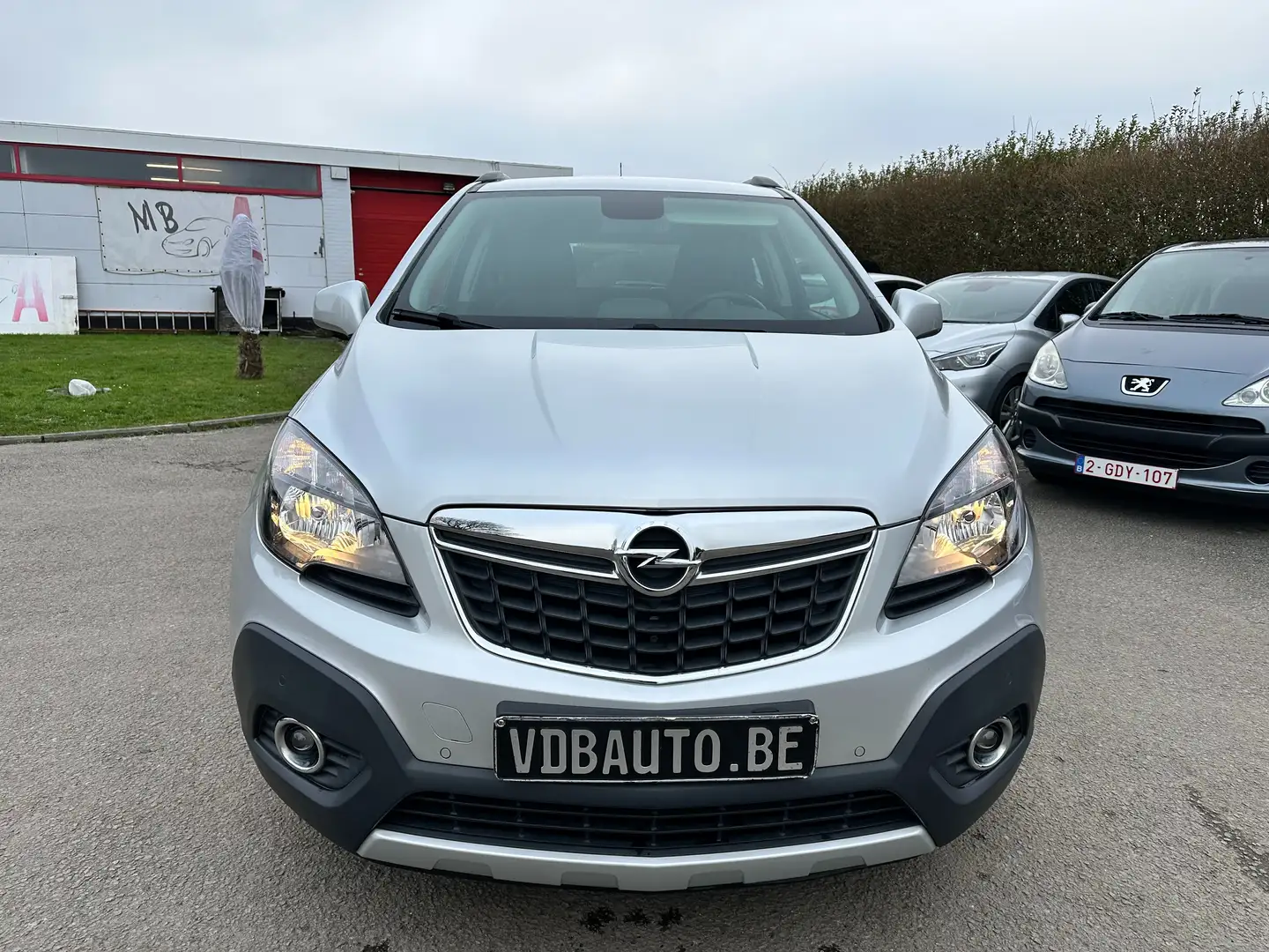 Opel Mokka 1.6i 4x2 Enjoy 76.152km. Argent - 2