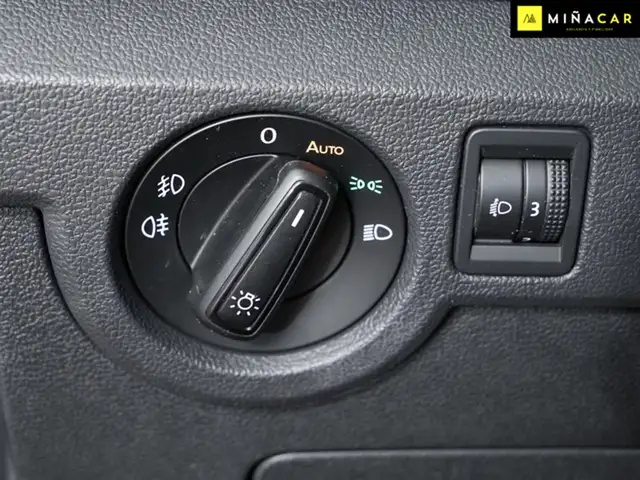 Volkswagen T-Cross view 17