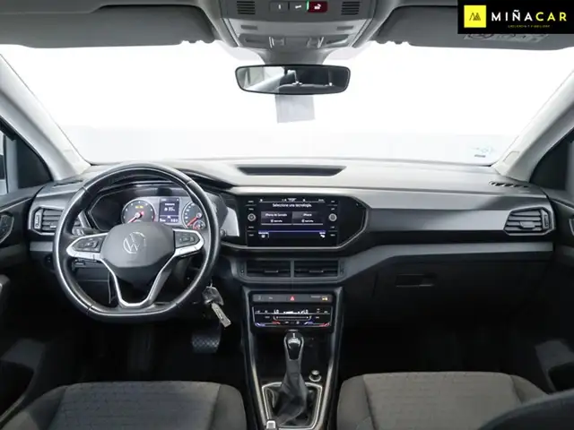 Volkswagen T-Cross view 5