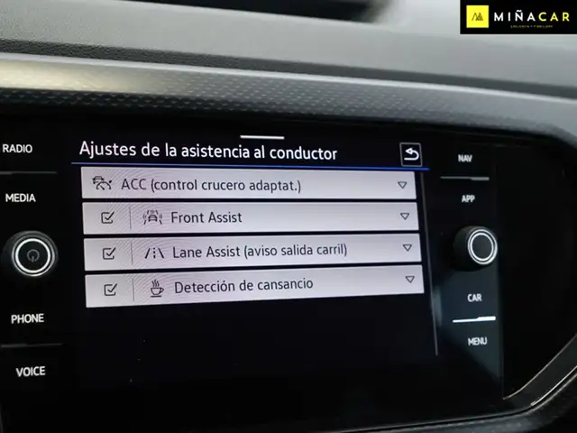 Volkswagen T-Cross view 11