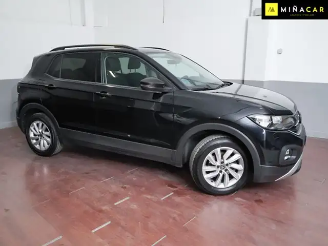 Volkswagen T-Cross view 2