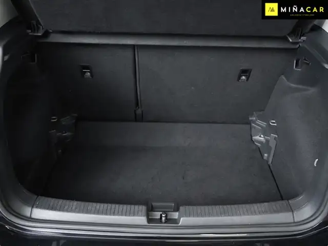Volkswagen T-Cross view 24