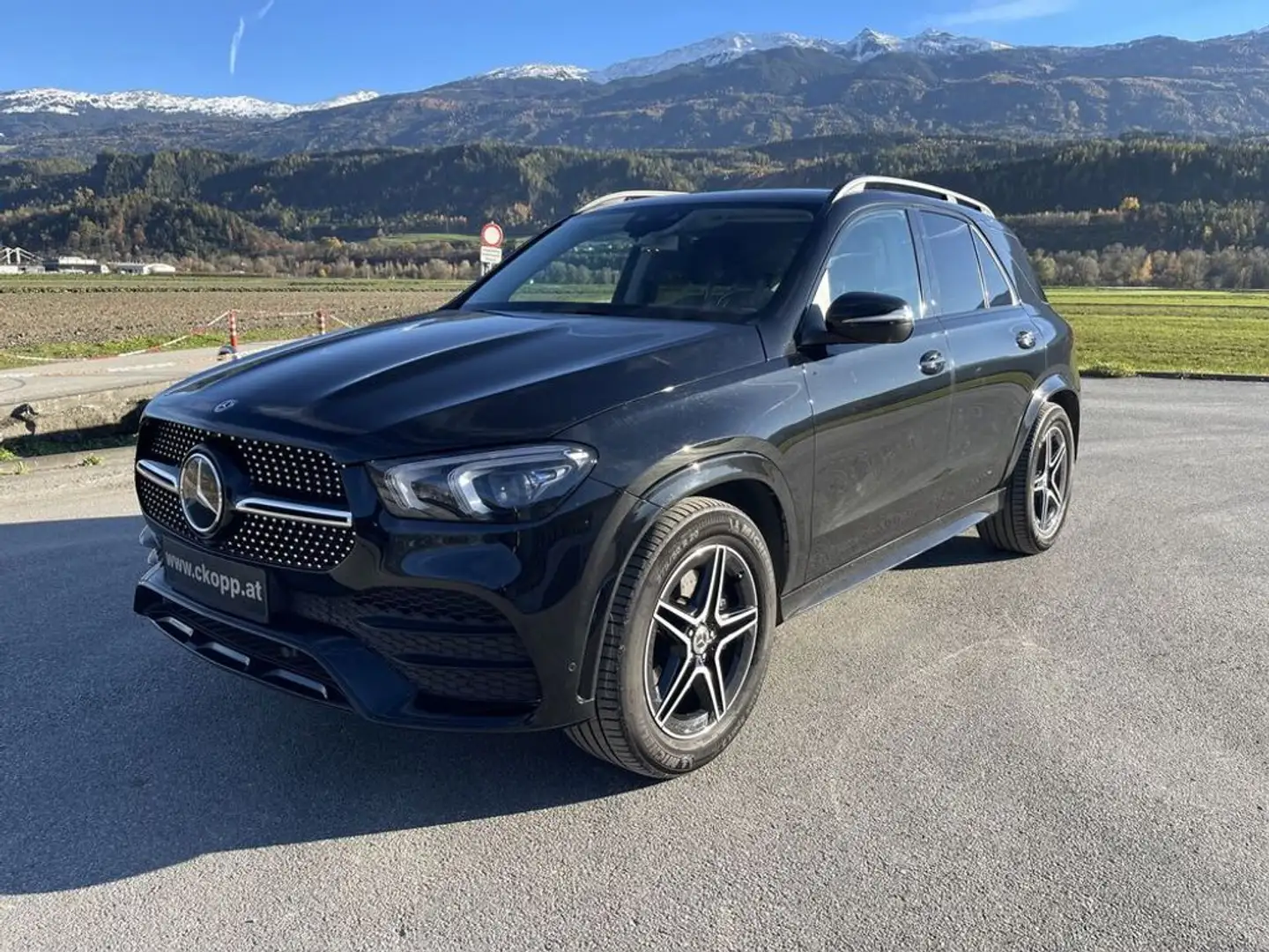 Mercedes-Benz GLE 400 d 4Matic, Panodach, AHK, Burmester Schwarz - 2