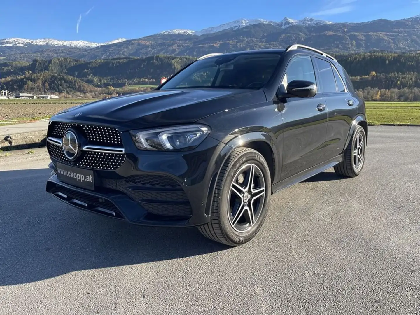 Mercedes-Benz GLE 400 d 4Matic, Panodach, AHK, Burmester Schwarz - 1