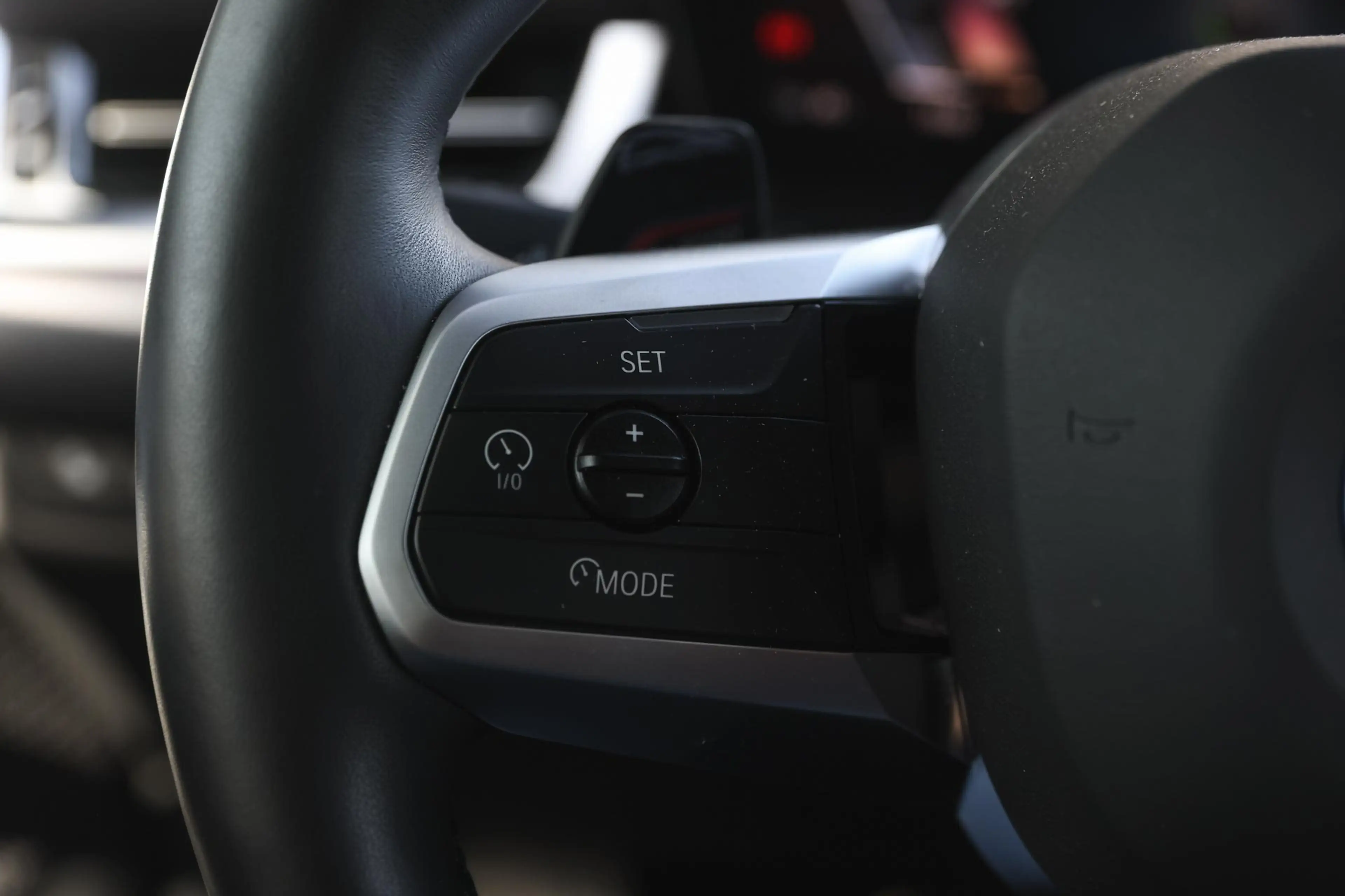 BMW iX2 eDrive20 M Sport / Trekhaak / Sportstoelen / Comfo — photo 13