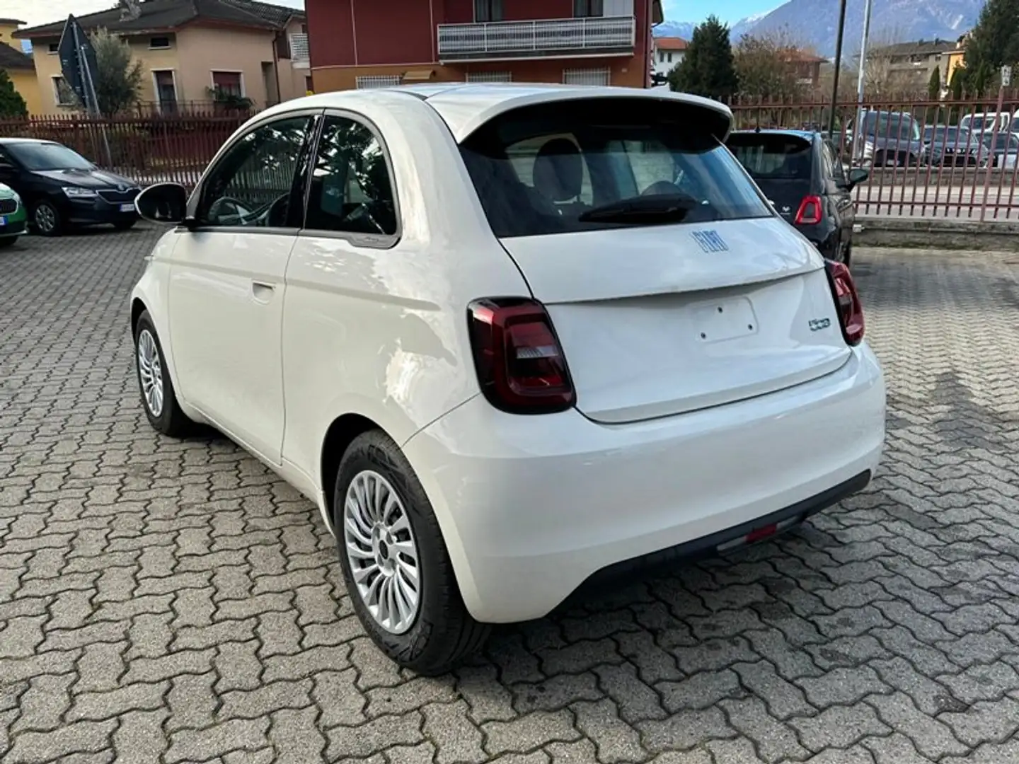 Fiat 500e 42 kWh ACTION KM 0 -2.000,00€ CON ROTTAMAZIONE Bianco - 2