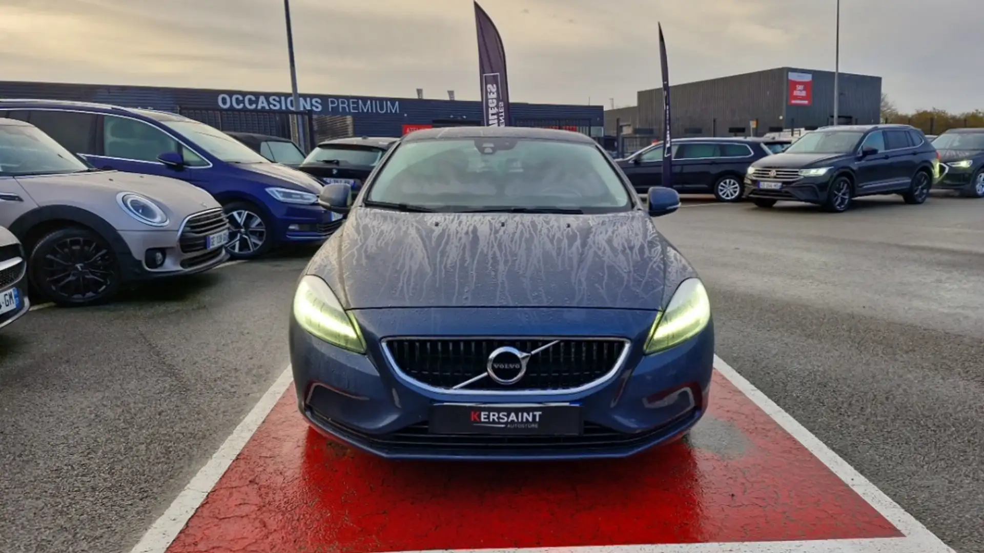 Volvo V40 BUSINESS d2 adblue 120 ch geartronic 6 Bleu - 2