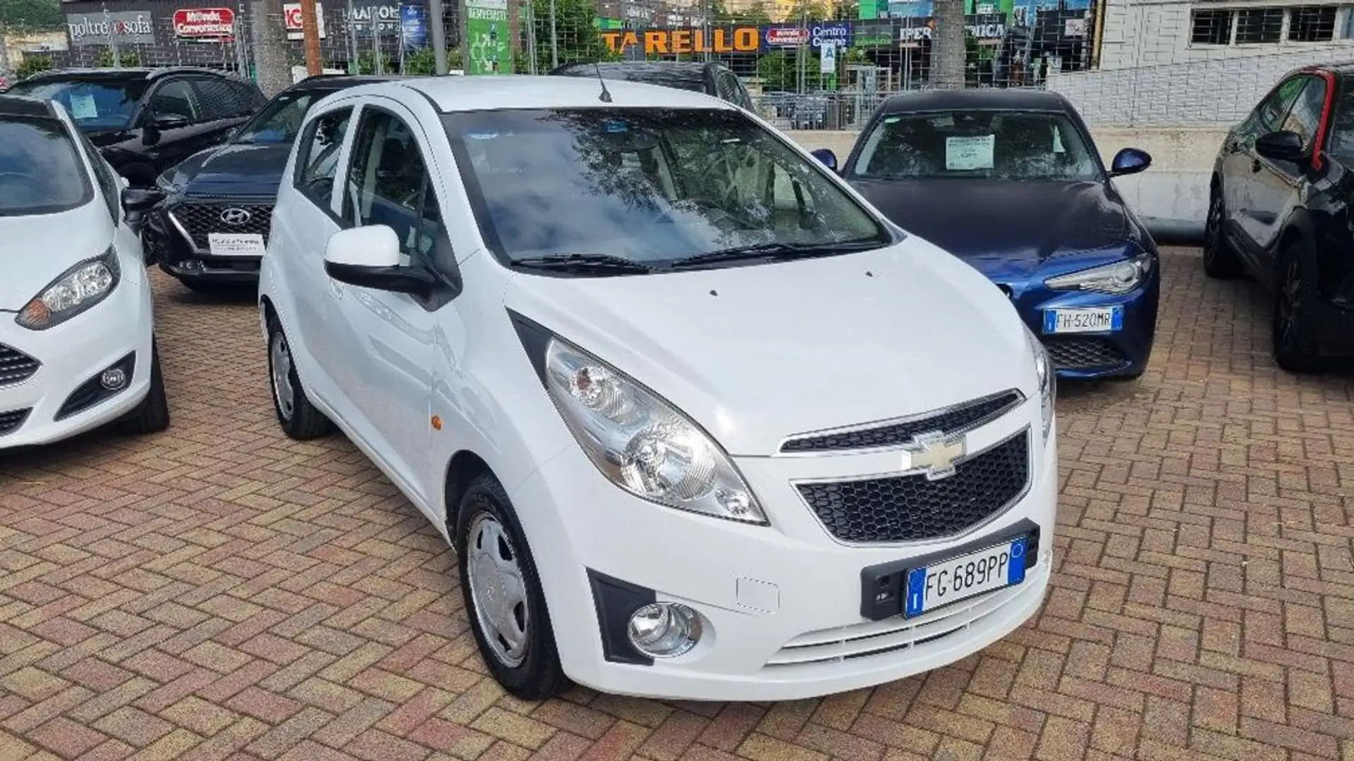 Chevrolet Spark 1.0 Bílá - 2