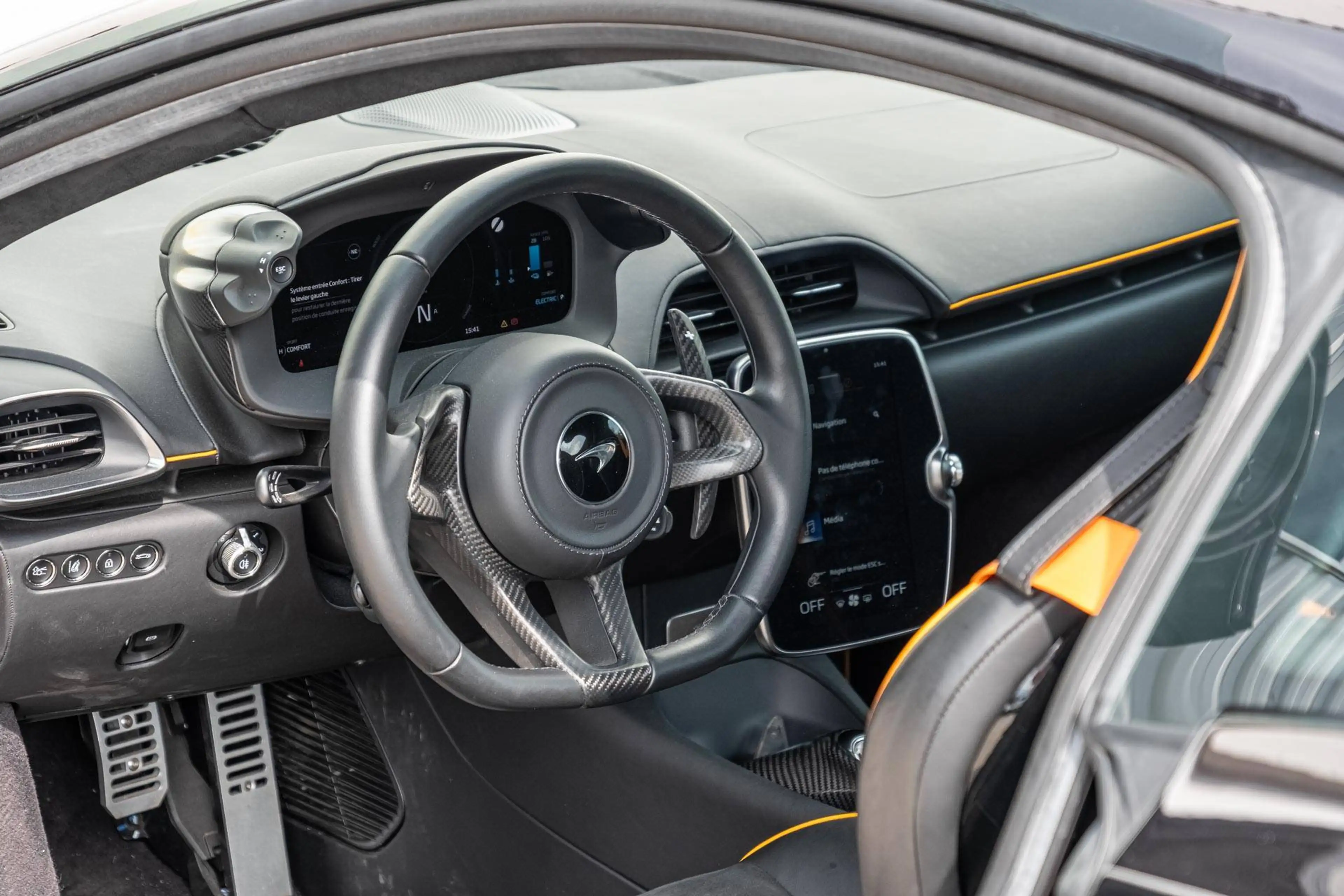 McLaren Artura 700CV | MSO PAINT | BLACK PACK | TECHNO PACK | PPF | GARANTIE 12-60M — photo 13