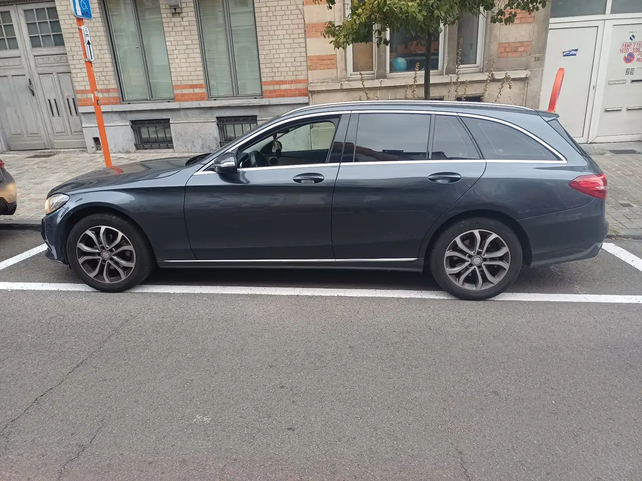 Mercedes-Benz C 200