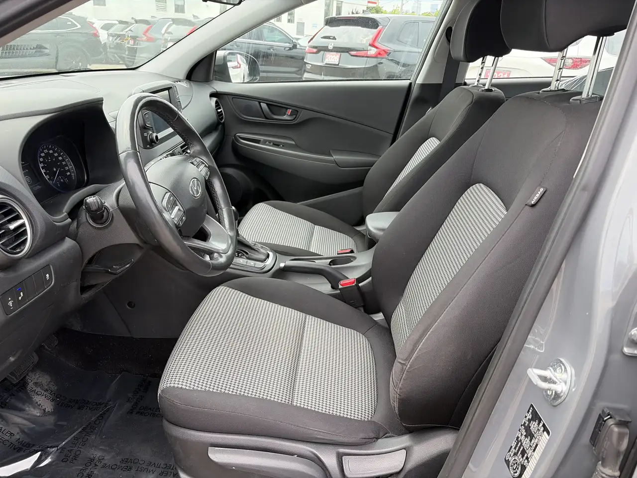 Hyundai KONA снимка Hyundai KONA