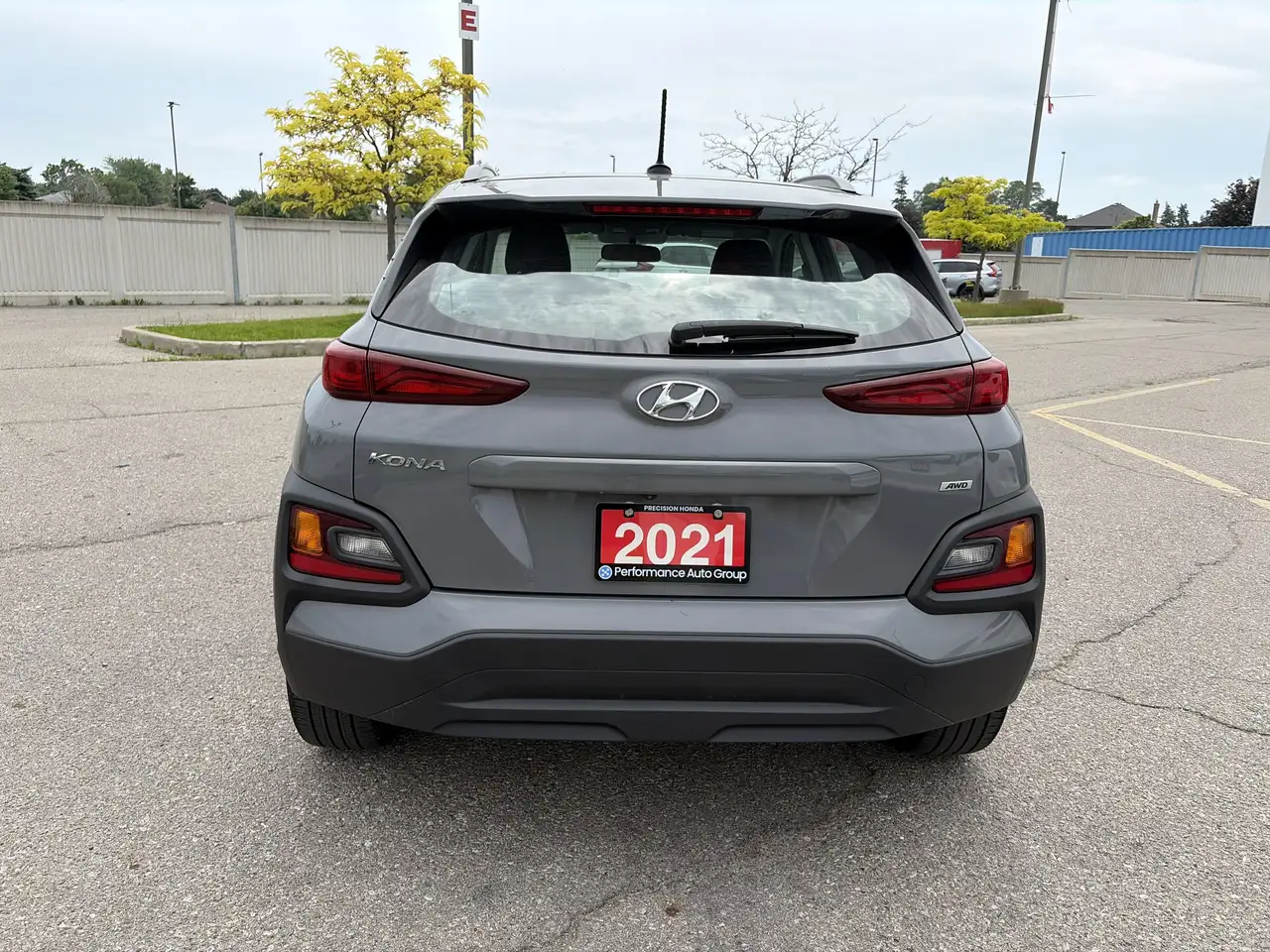 Hyundai KONA снимка Hyundai KONA