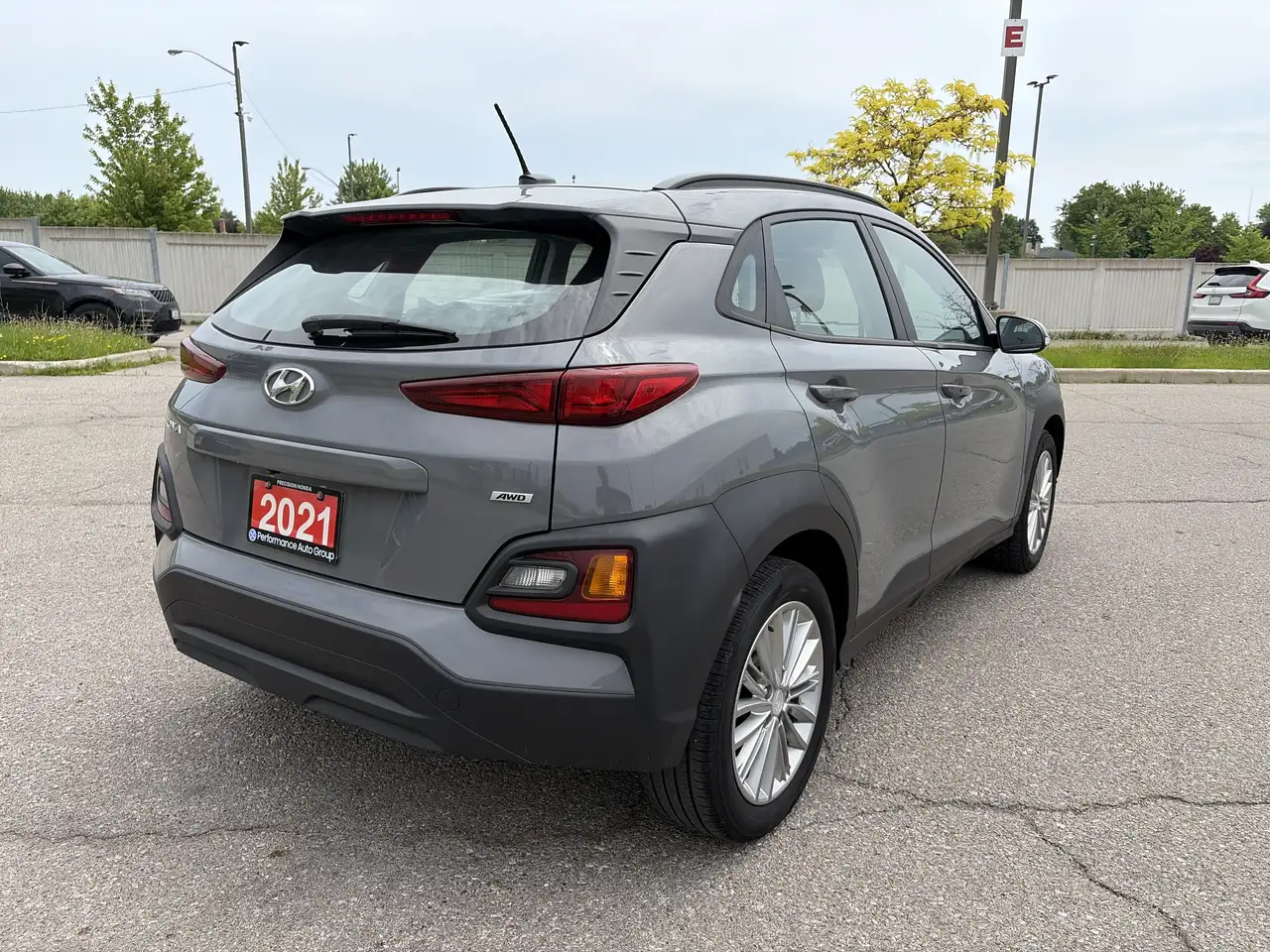 Hyundai KONA снимка Hyundai KONA