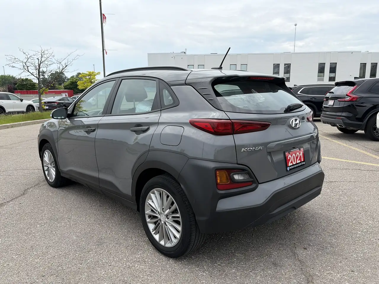 Hyundai KONA снимка Hyundai KONA