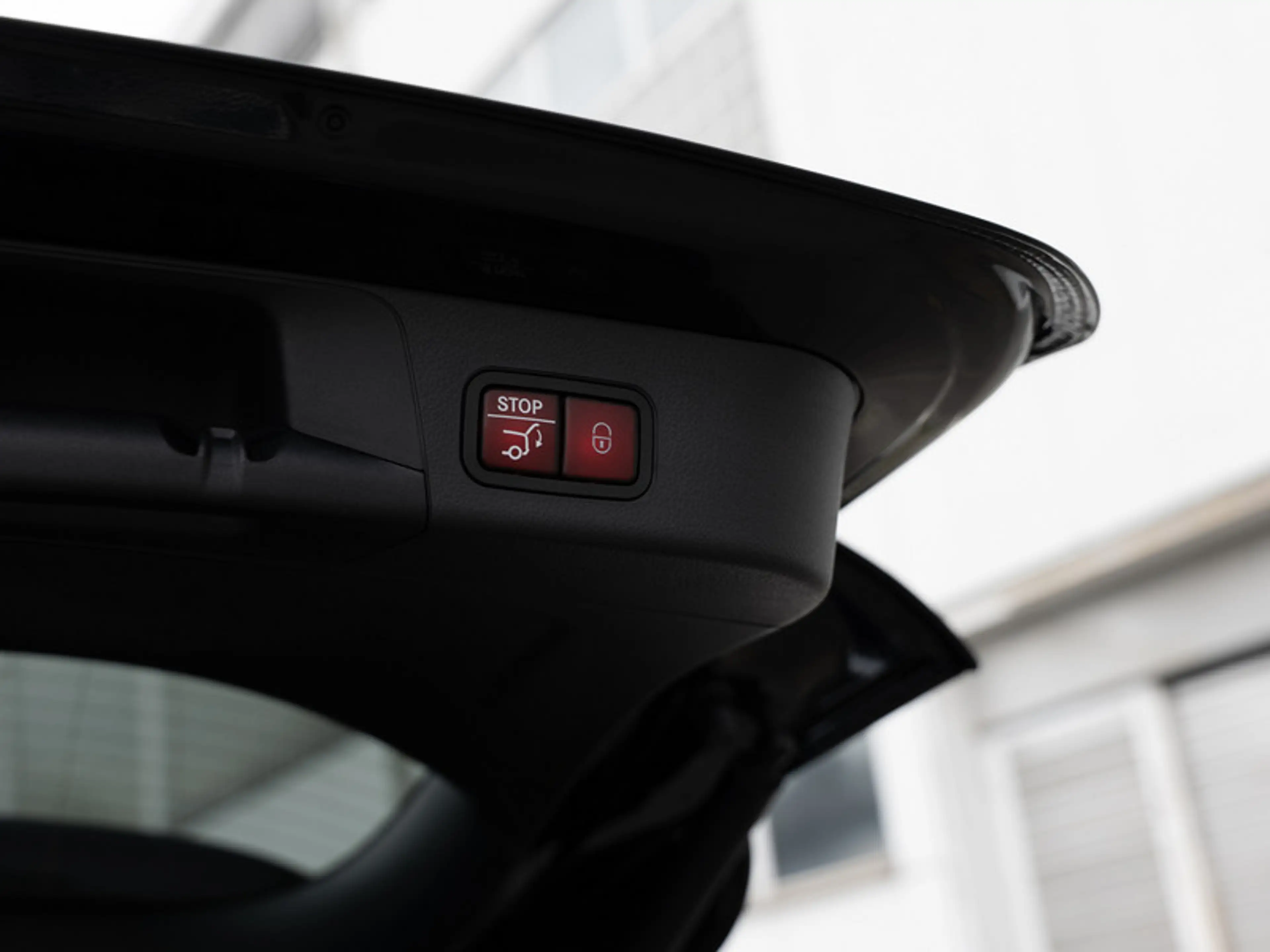 Mercedes-Benz EQB 250 AMG-Sport/Pano/Burm/Distr/Night/7Sitzer — photo 8