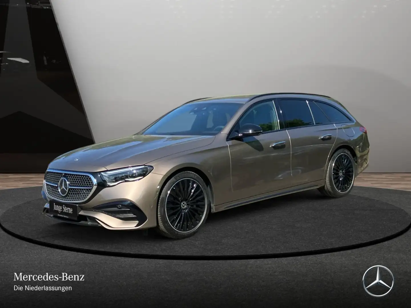 Mercedes-Benz E 300 e T AMG Fahrass Burmester Distr. Night PTS Brun - 2