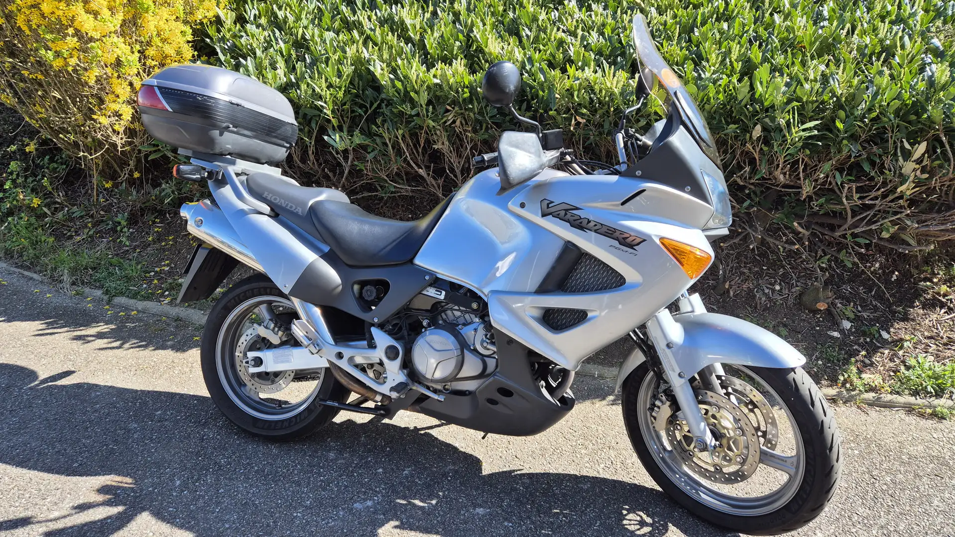 Honda Varadero Gri - 1