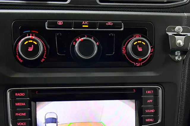 Volkswagen Caddy view 9