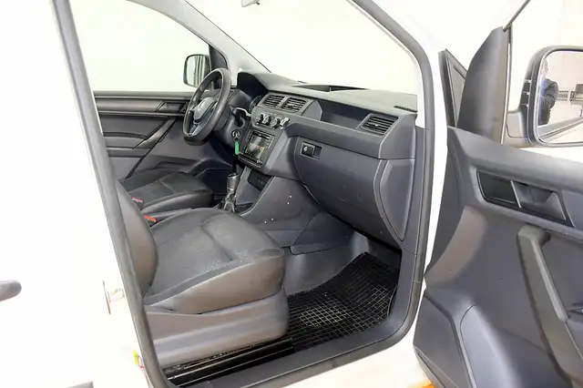Volkswagen Caddy view 8