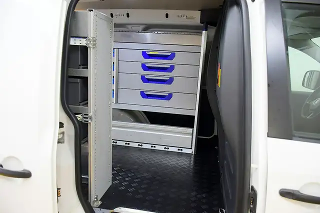 Volkswagen Caddy view 4