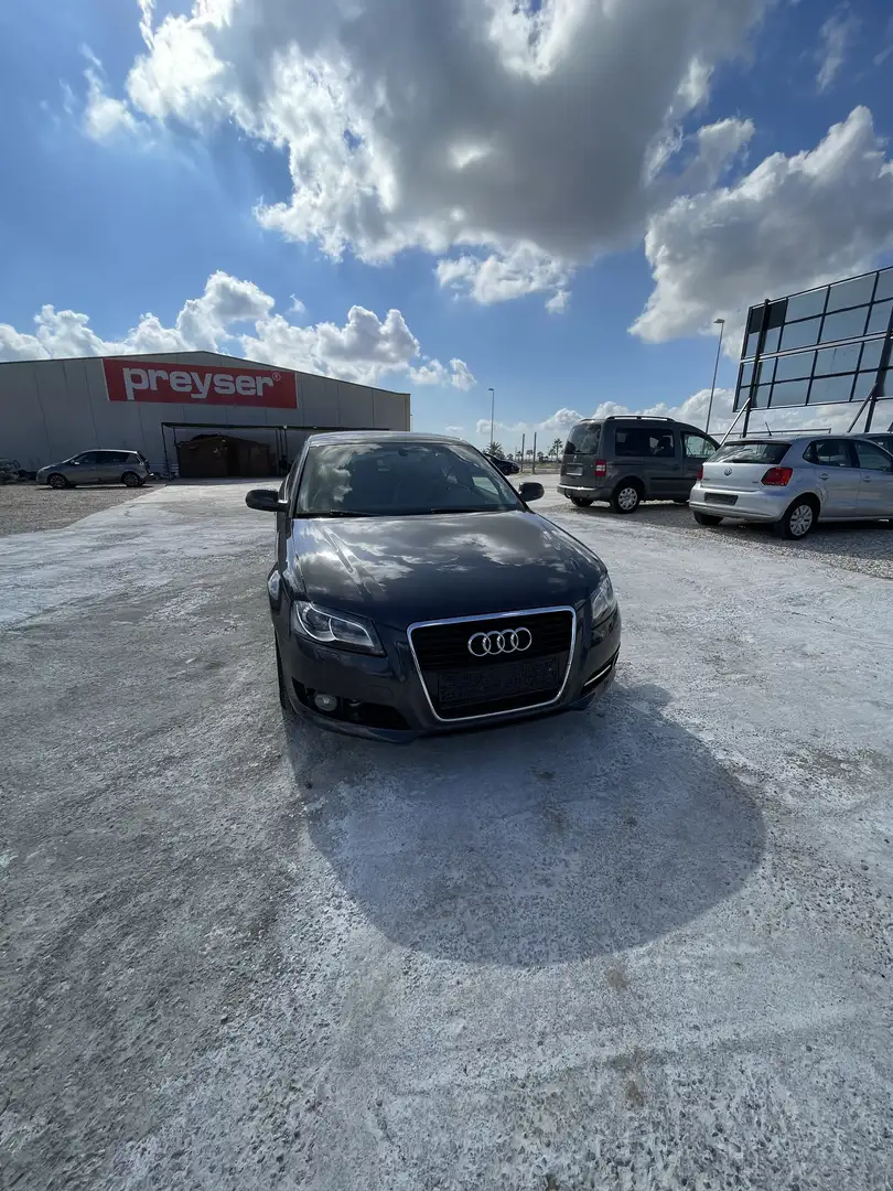 Audi A3 Sportback 1.6 TDi Ambiente DPF S tronic - 1