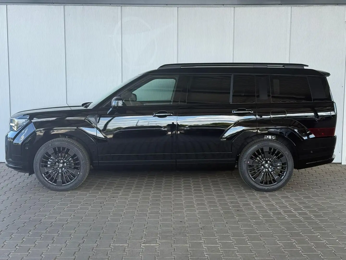 Hyundai SANTA FE PHEV 4WD 360° Leder Zwart - 2