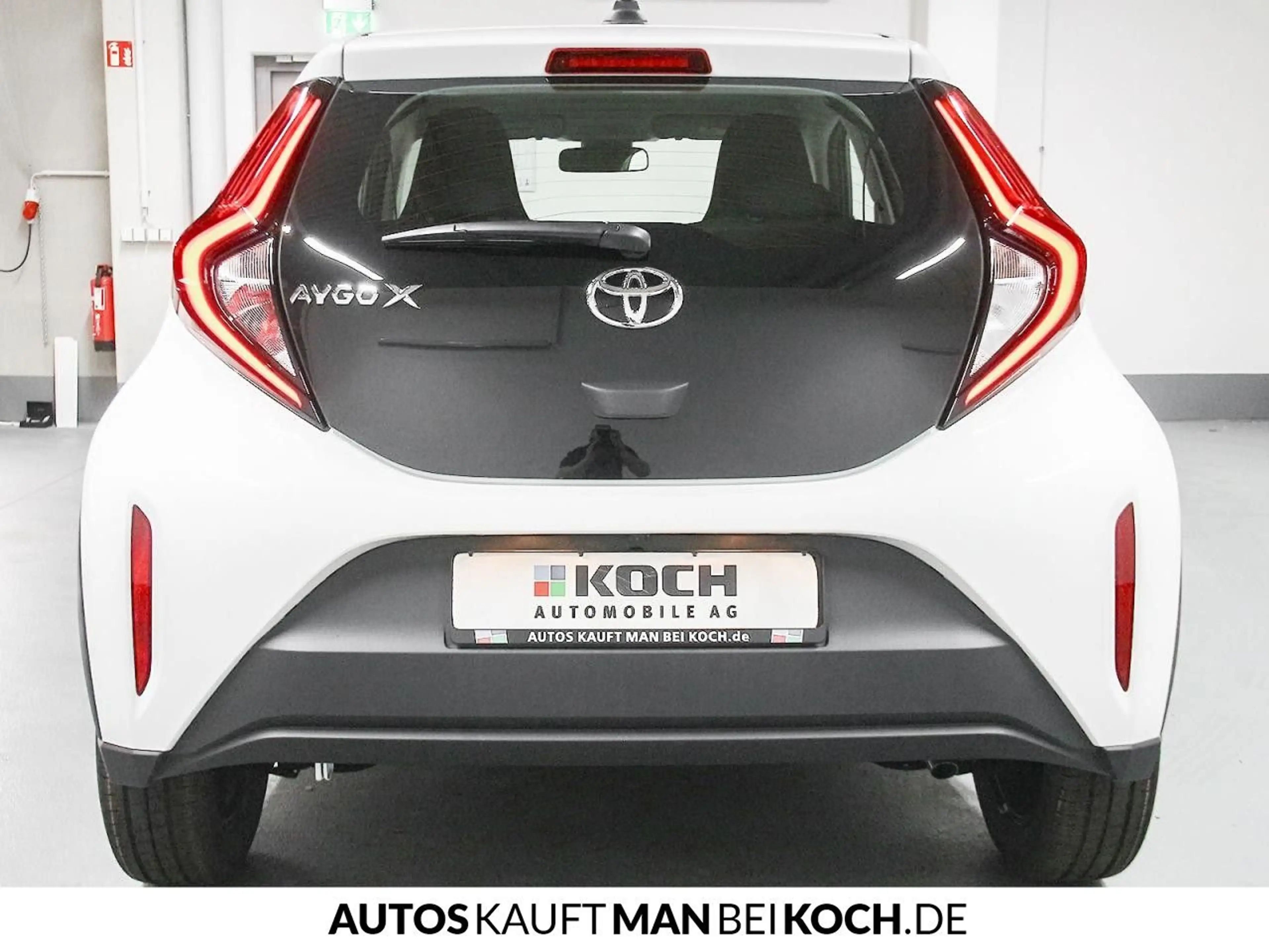Toyota Aygo X 1.0 VVT-i Play R-CAM ACC BT ALLW KLIMA — photo 6