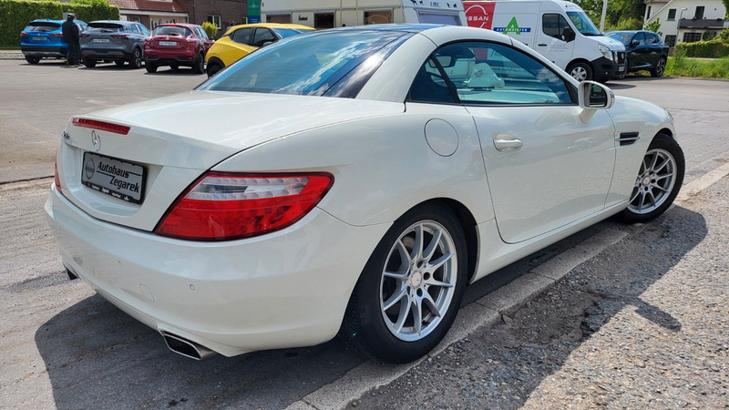 Mercedes-Benz SLK 200 SLK Roadster SLK 200 BlueEfficiency — photo 4