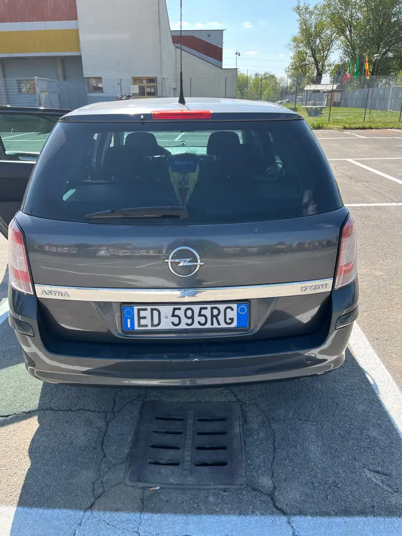 Opel Astra SW 1.7 cdti Cosmo 110cv Grigio - 2