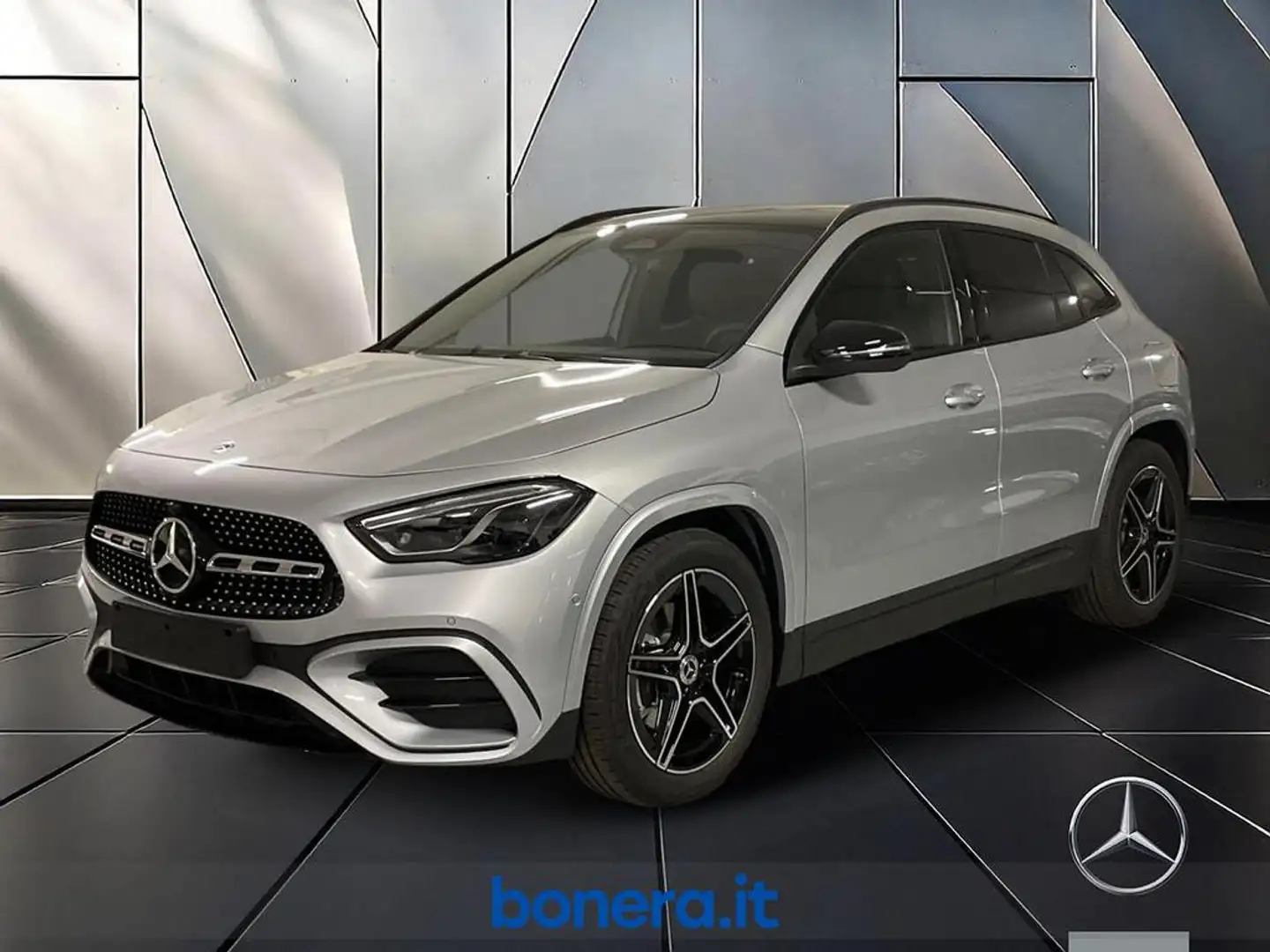 Mercedes-Benz GLA 200 d AMG Line Advanced Plus auto Argintiu - 1