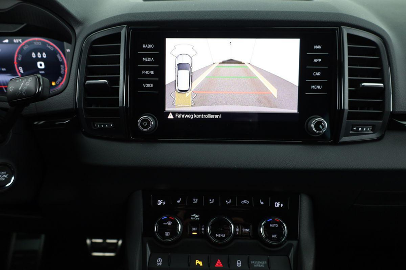 Skoda Karoq Sportline 1.5 TSI DSG Sportline, AHK, Navi, Mat... — photo 6