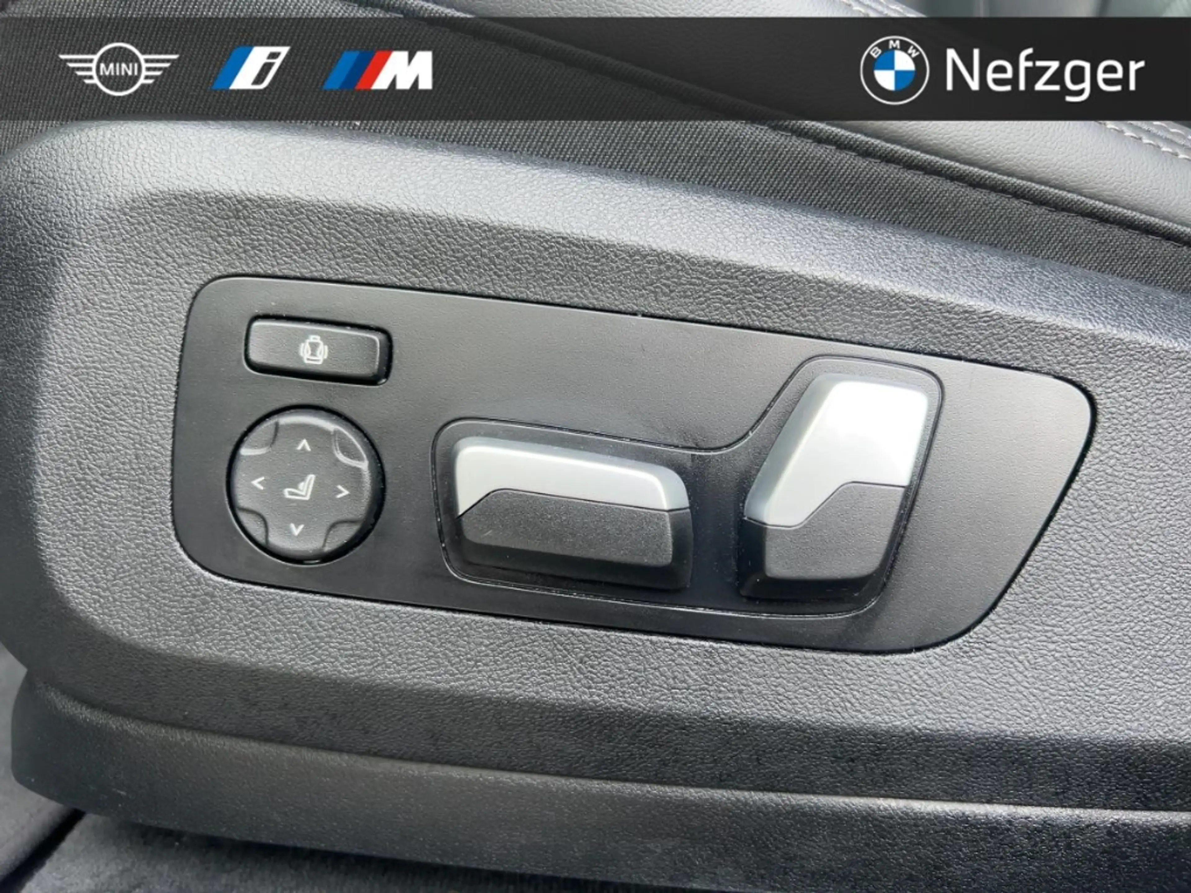 BMW X6 xDrive30d M Sport Laserlicht Head-Up HiFi — photo 14