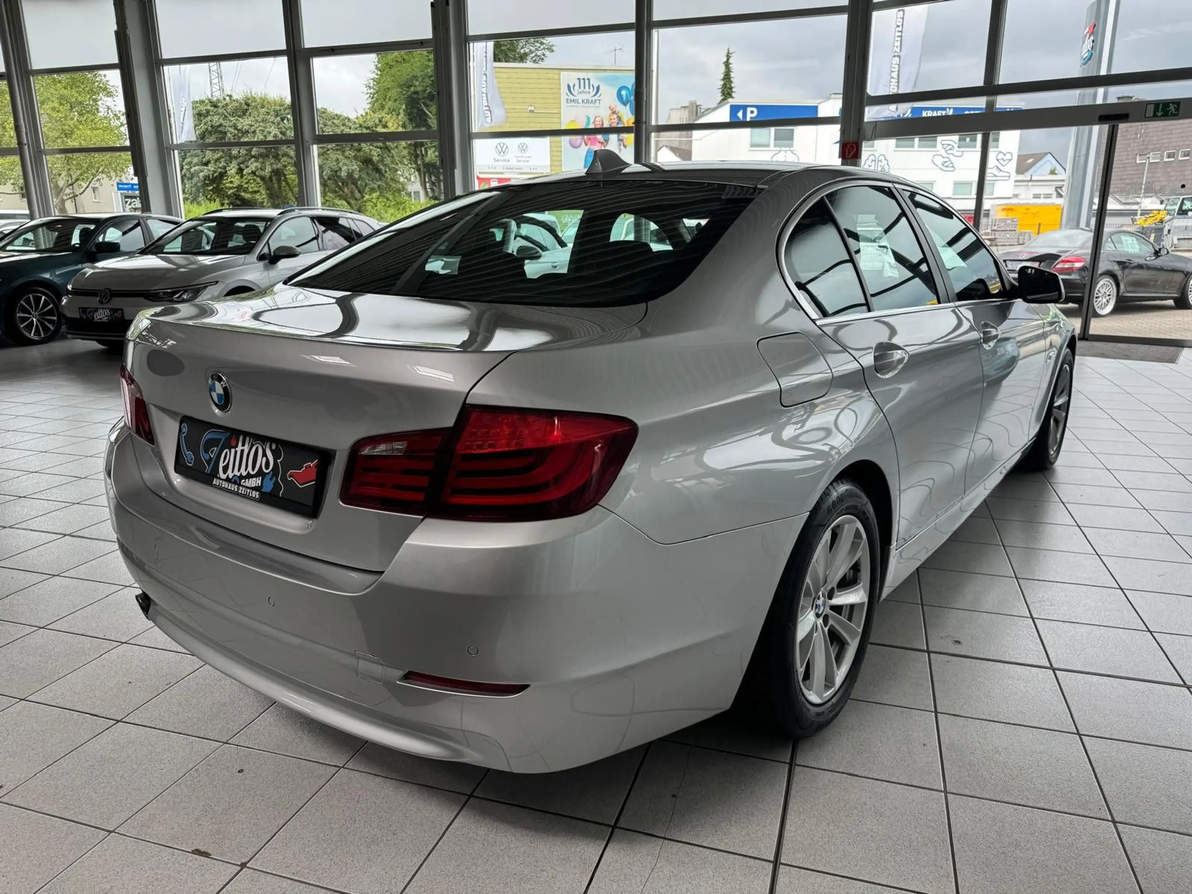 BMW 523 i Lim. *Automatik*1.Hand*Erst 72TKM*PDC*Alu* — photo 7