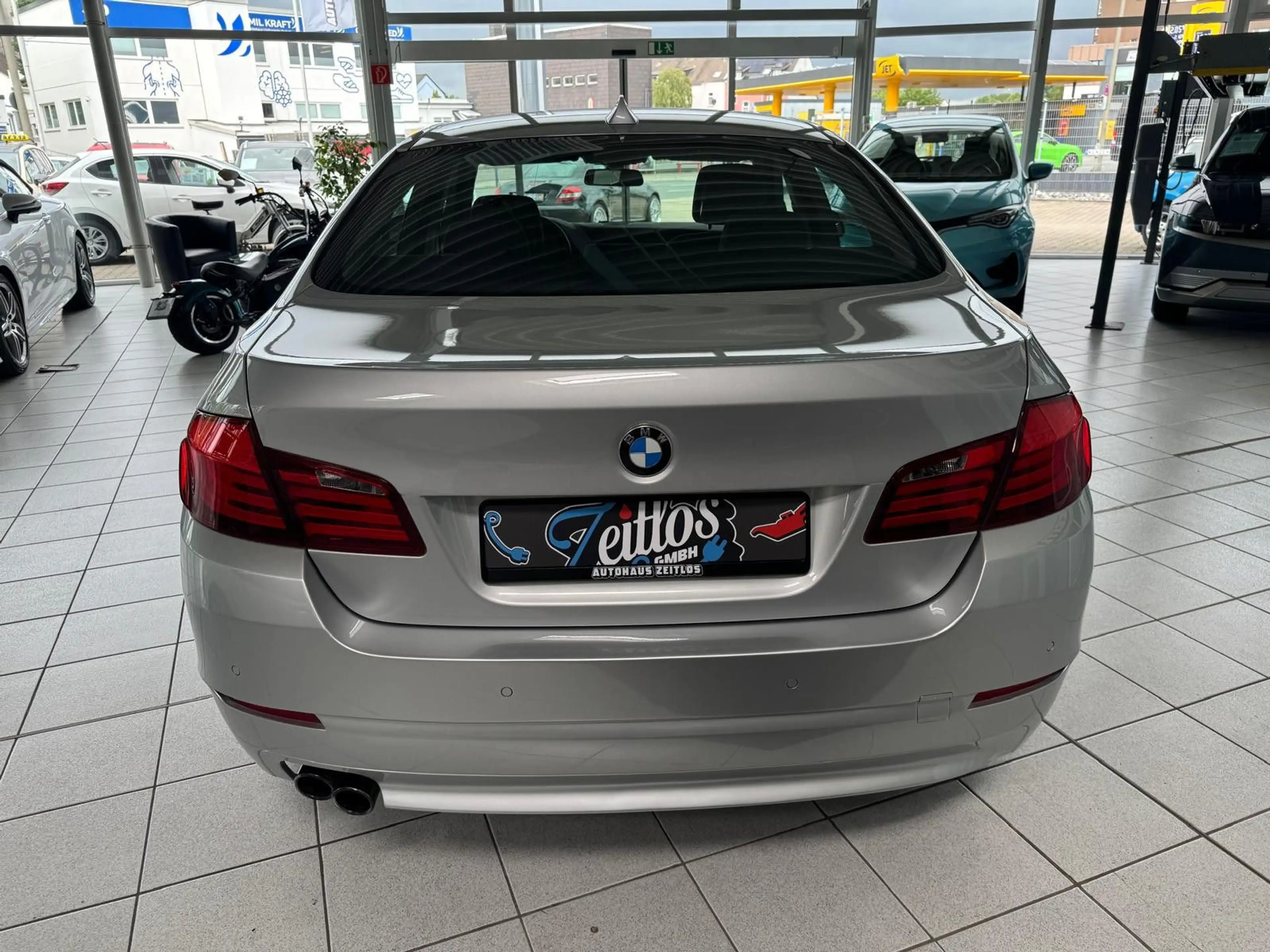 BMW 523 i Lim. *Automatik*1.Hand*Erst 72TKM*PDC*Alu* — photo 9