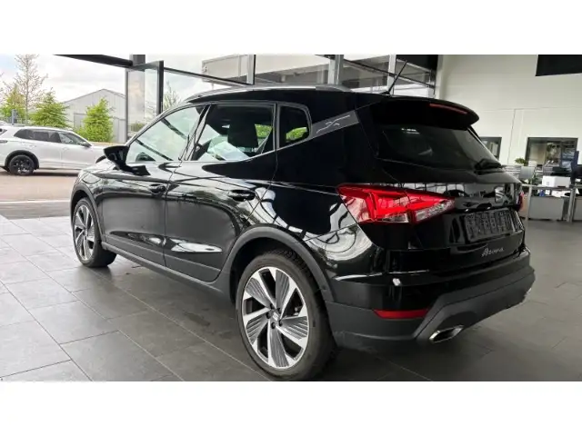 Seat Arona view 2
