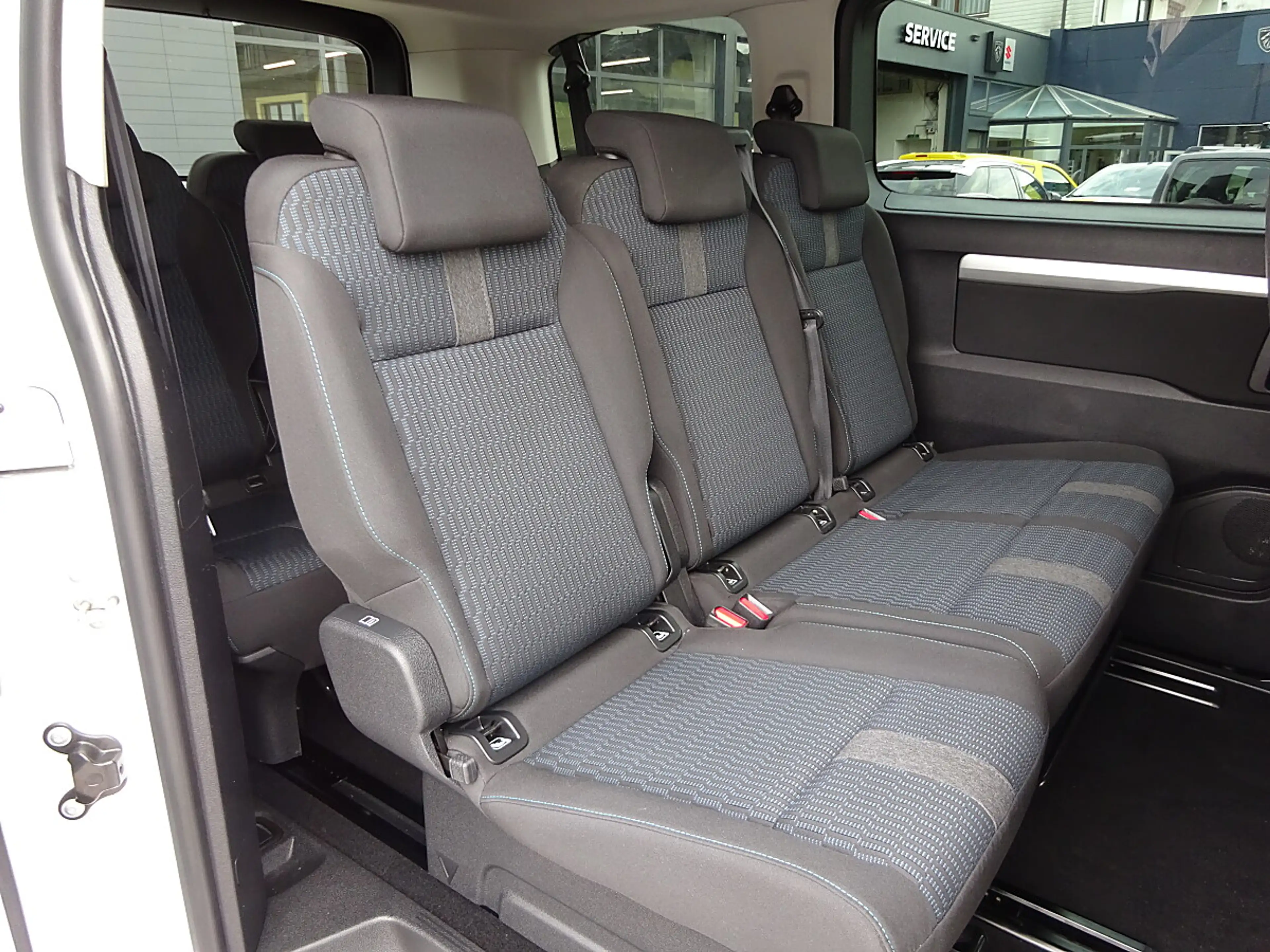 Peugeot Traveller Active L2 BlueHDI 145 S&S,1.Besitz, 8-Sitze, Xe... — photo 7
