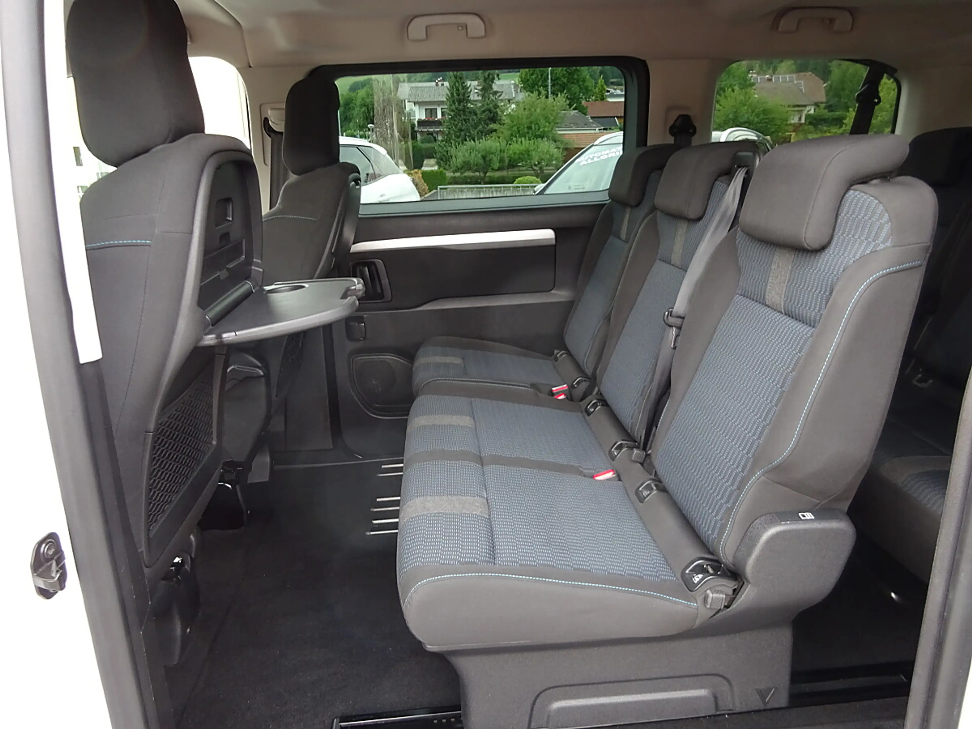 Peugeot Traveller Active L2 BlueHDI 145 S&S,1.Besitz, 8-Sitze, Xe... — photo 14