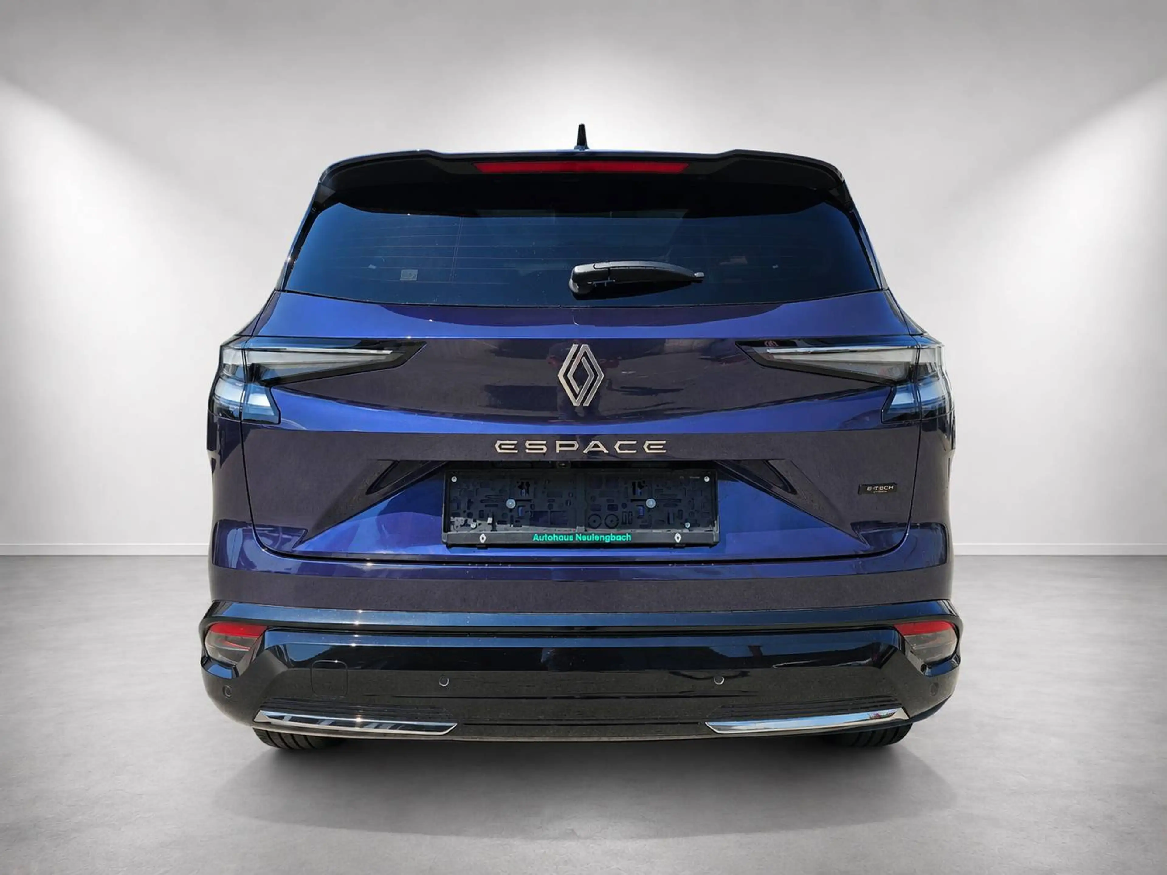 Renault Espace Iconic Full Hybrid E-Tech 200 5-Sitzer — photo 4