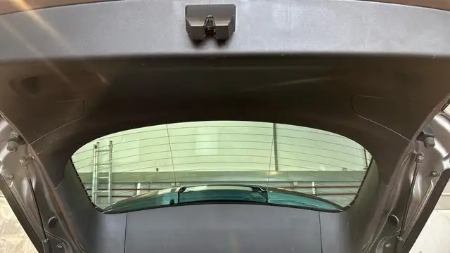 Opel Astra view 5