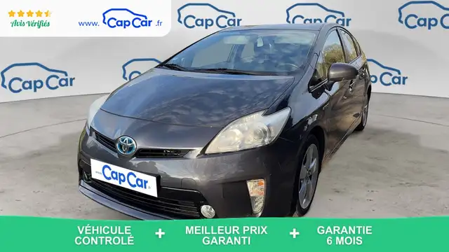 Toyota Prius 1.8 VVT-i 136 Hybrid CVT Dynamic