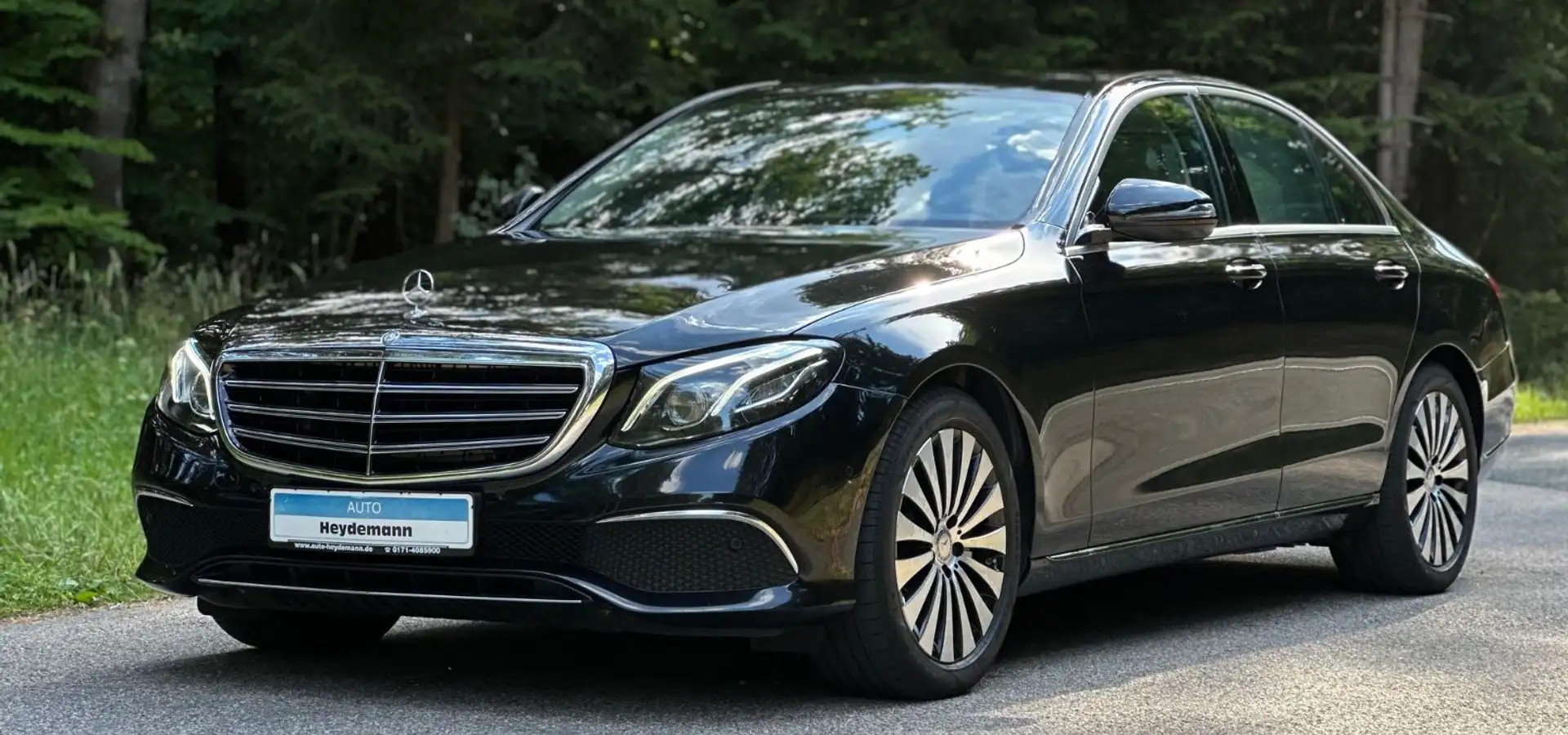 Mercedes-Benz E 350 E -Klasse Lim. E 350 d Schwarz - 1