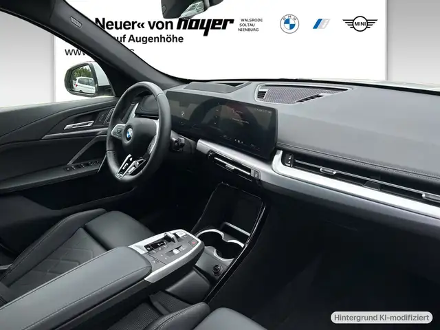 BMW X1 view 4