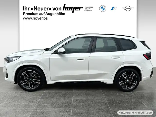 BMW X1 view 3