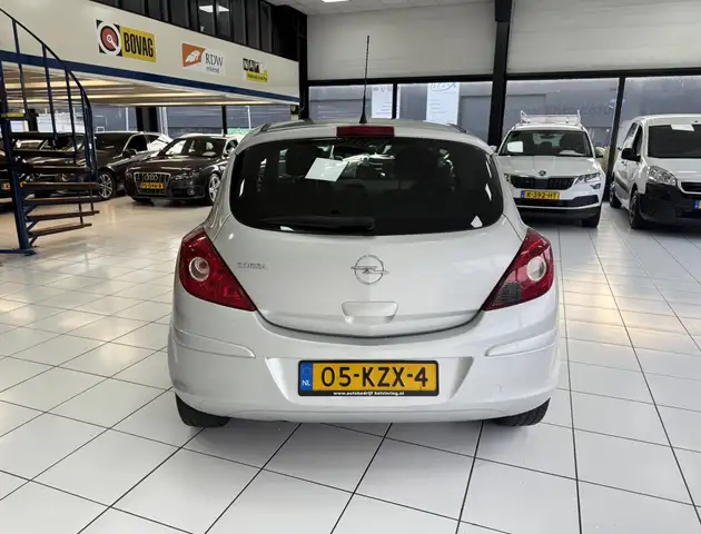 Opel Corsa view 14