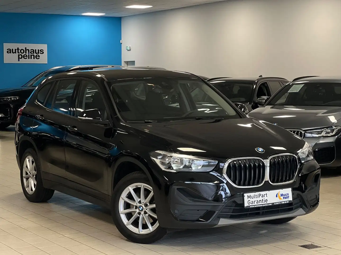 BMW X1 sDriv18i/Navi/Park&DrivAss/Temp/DAB/Advantage Noir - 1