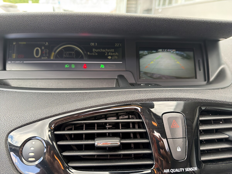 Renault Grand Scenic Grand Scénic dCi 110 EDC Bose Edition — photo 12