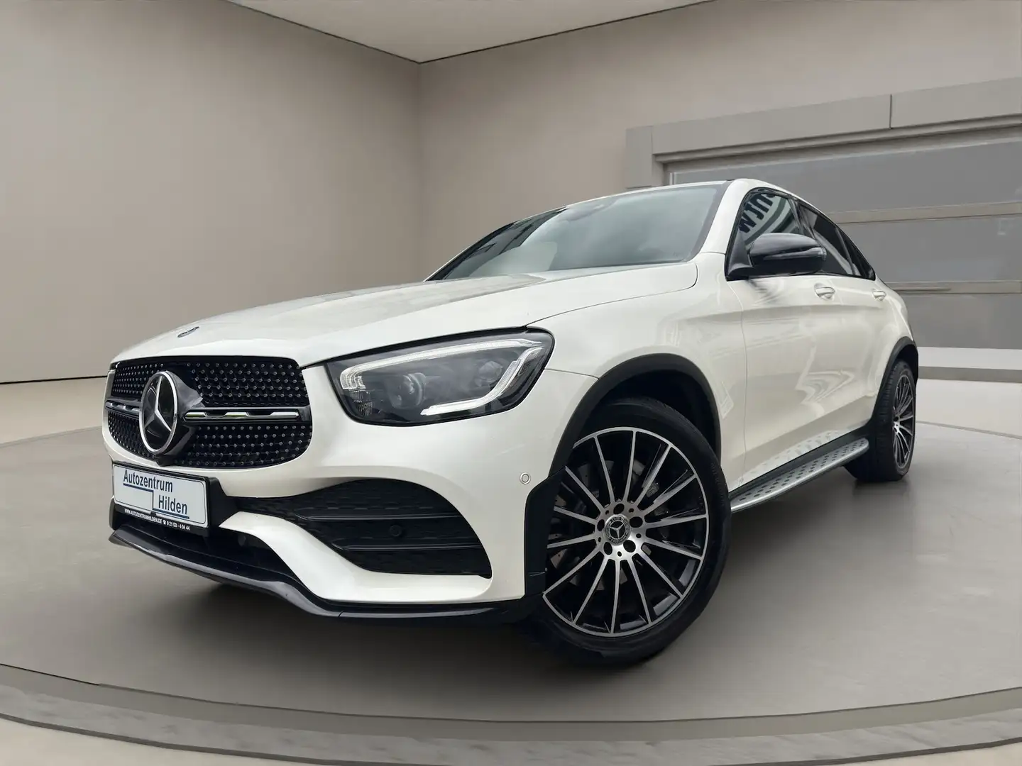 Mercedes-Benz GLC 220 d 4Matic Coupe AMG Line 360 Grad Weiß - 1
