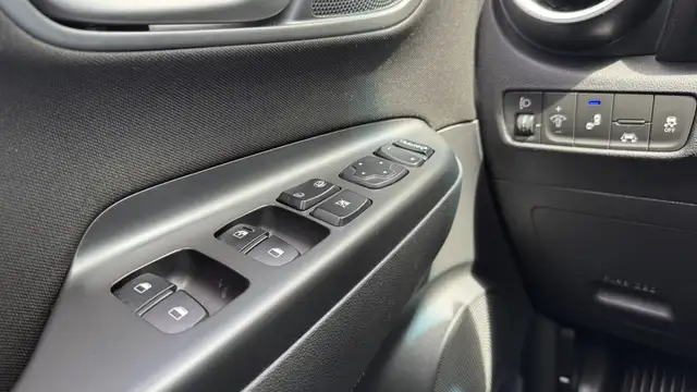 Hyundai Kona view 20