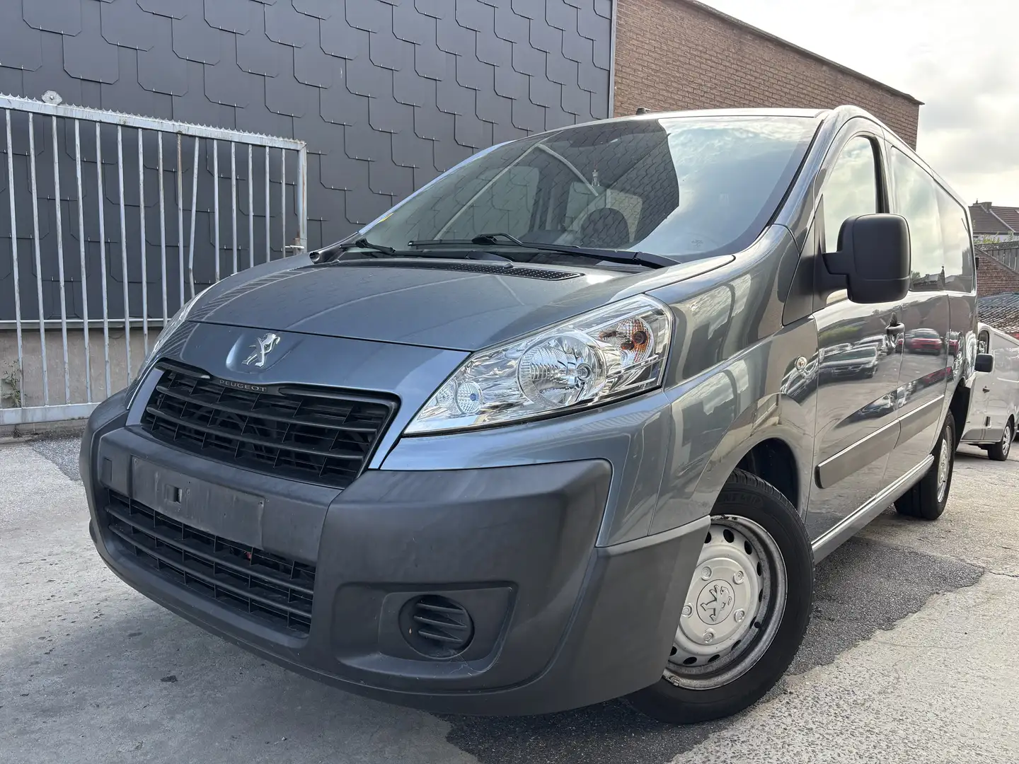 Peugeot Expert 2.0 HDi L2H1 //6Places//utilitaire//Double cabine - 1